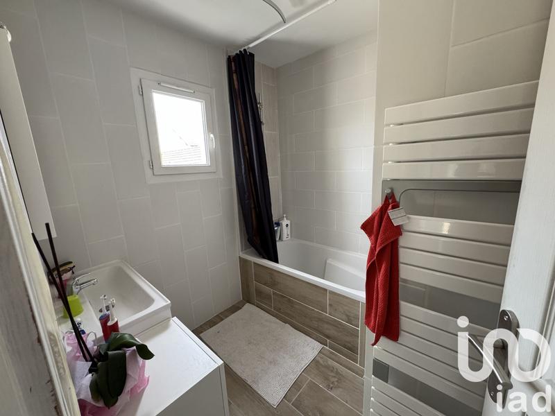 Maison - 104 m² - 5 pièces