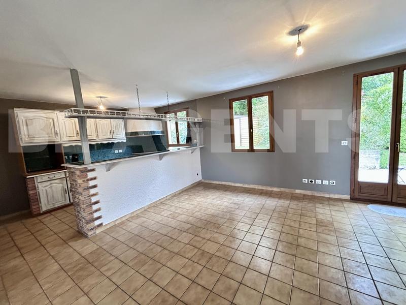 Maison traditionnelle - 115 m² - 6 pièces