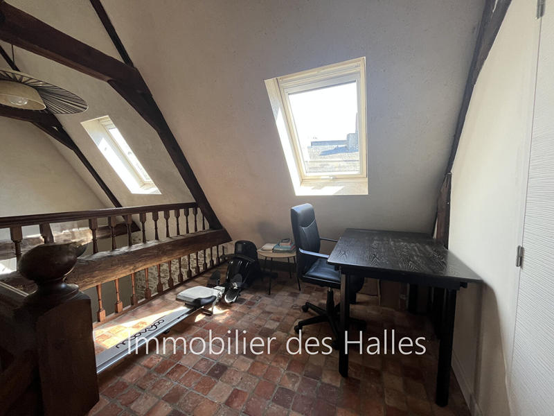 Maison - 176 m² - 9 pièces
