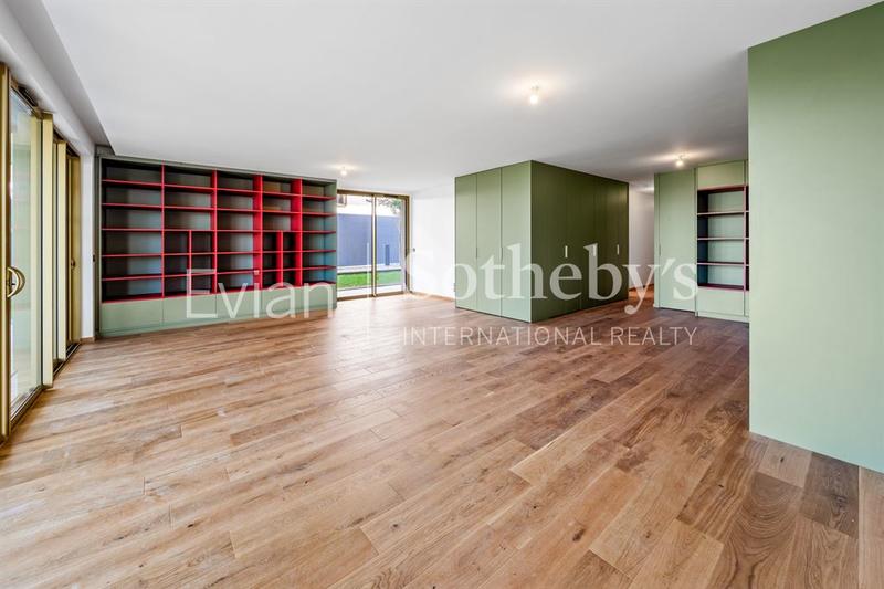 Appartement - 282 m² - 6 pièces