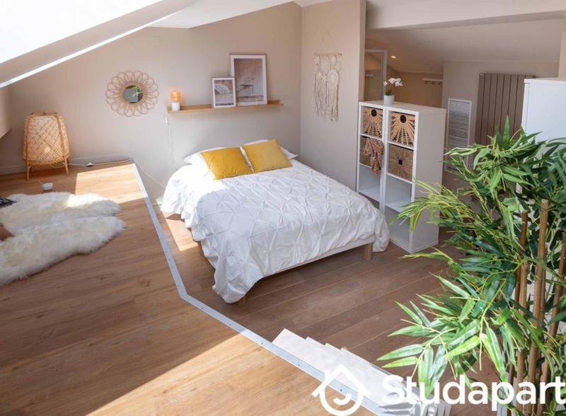 Chambre - 12 m² - 1 pièce