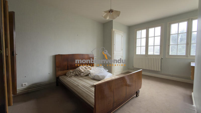 Maison - 225 m² - 29 pièces