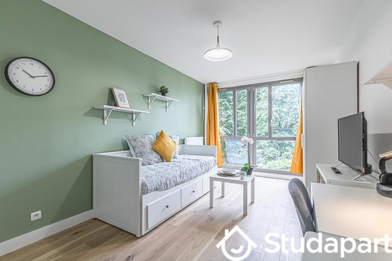 Chambre - 10 m² - 1 pièce