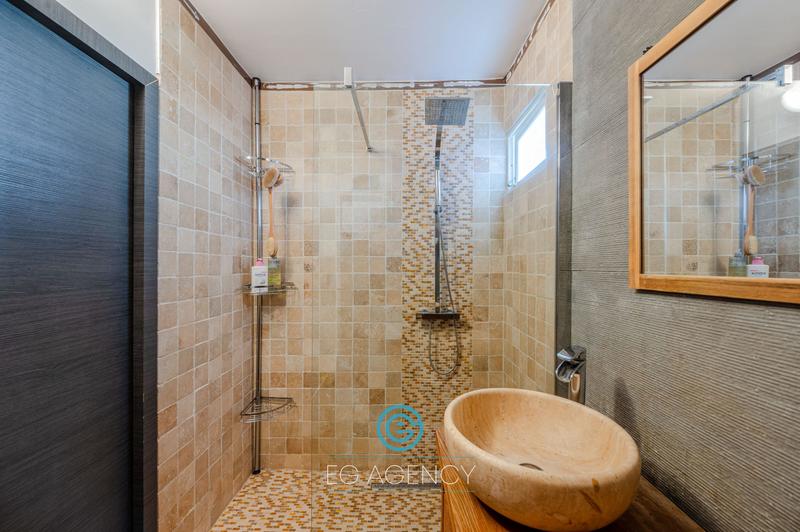 Appartement - 82 m² - 4 pièces