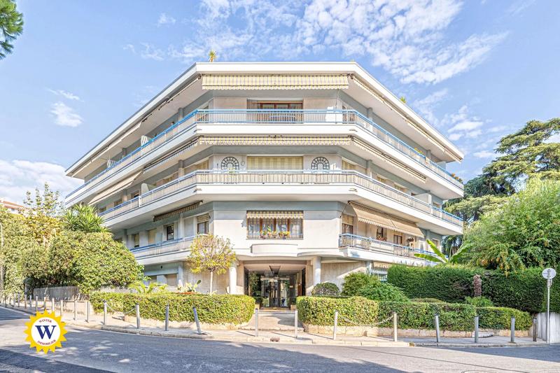 Appartement - 85 m² - 3 pièces