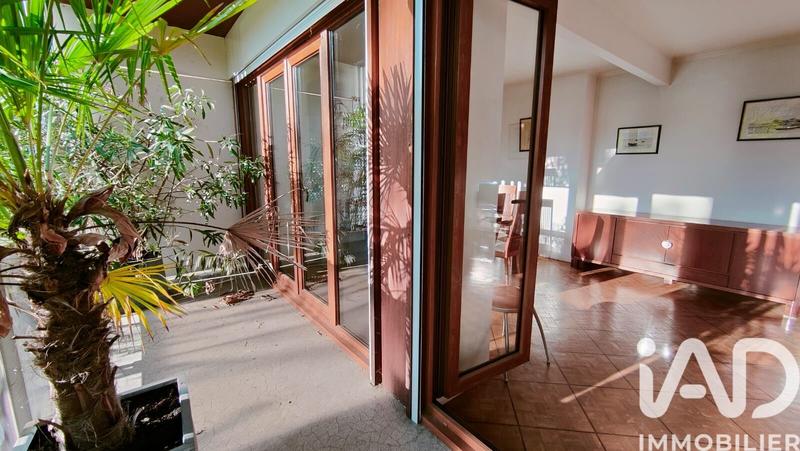 Appartement - 94 m² - 3 pièces