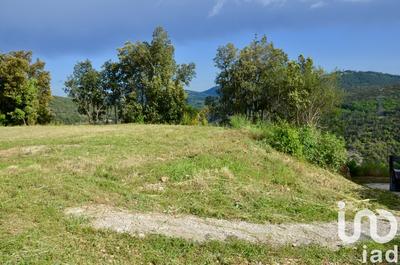 Terrain - 1 300 m²