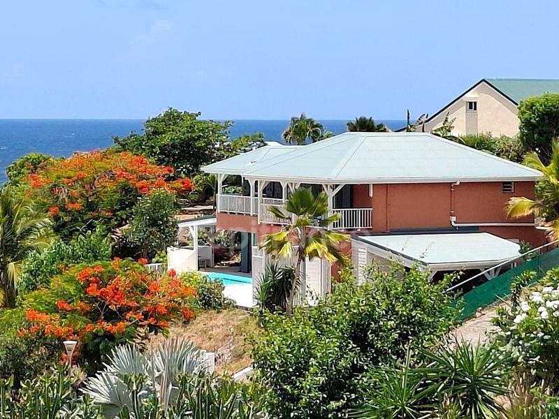 Villa - 196 m² - 4 pièces