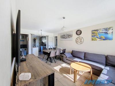 Appartement - 70 m² - 4 pièces