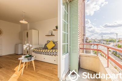 Chambre - 12 m² - 1 pièce