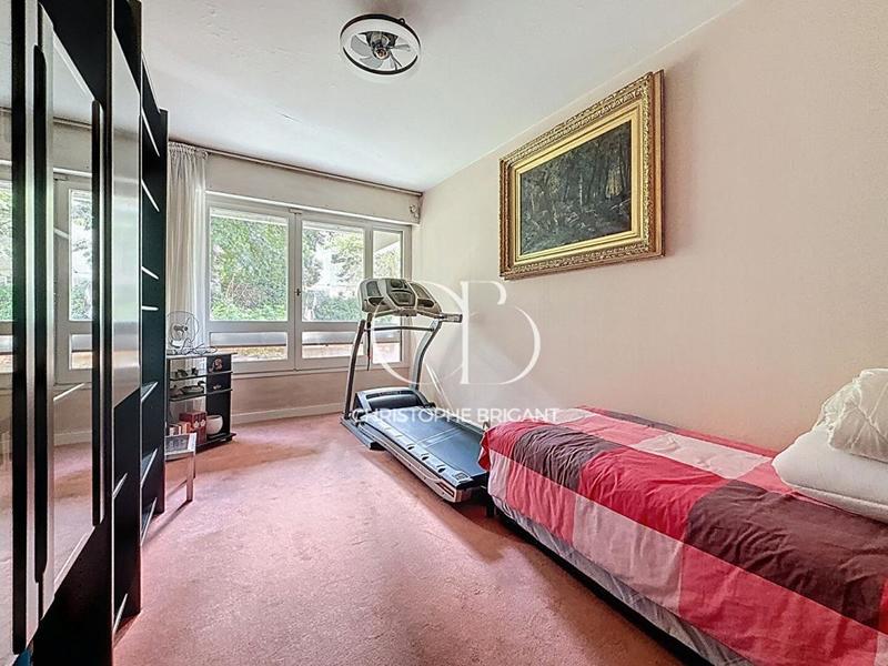 Appartement - 100 m² - 5 pièces