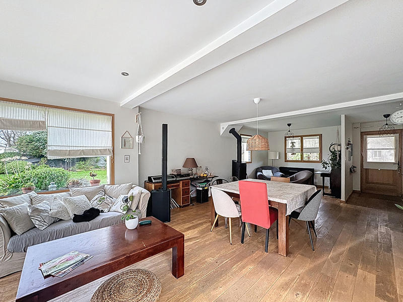 Maison - 120 m² - 6 pièces