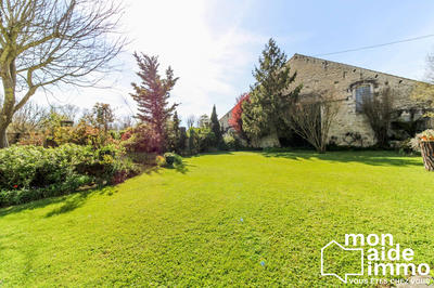 Maison - 311 m² - 7 pièces