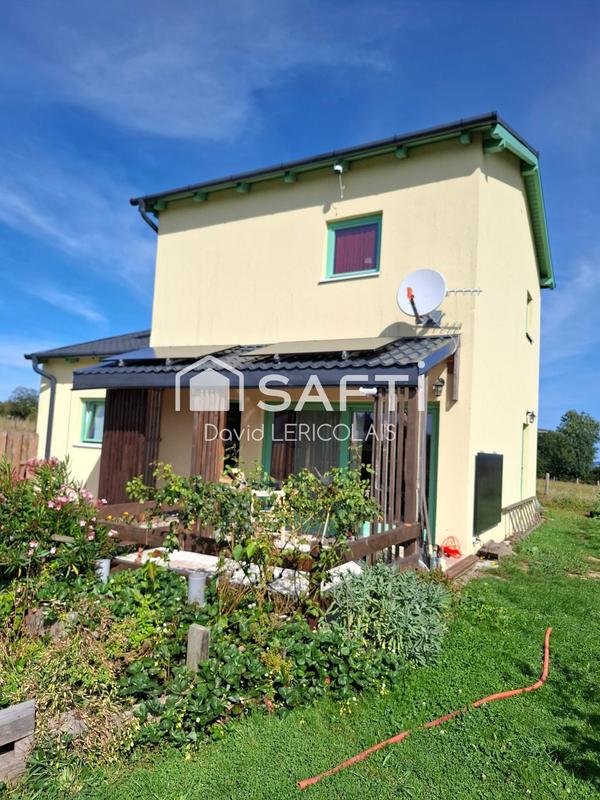 Maison - 90 m² - 5 pièces