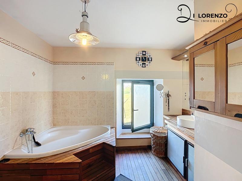 Maison - 155 m² - 4 pièces