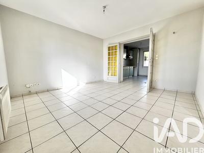 Maison - 67 m² - 4 pièces