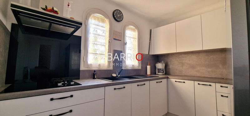 Maison - 90 m² - 5 pièces