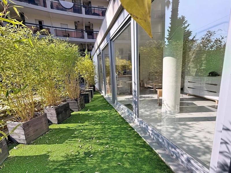 Studio - 27 m² - 1 pièce