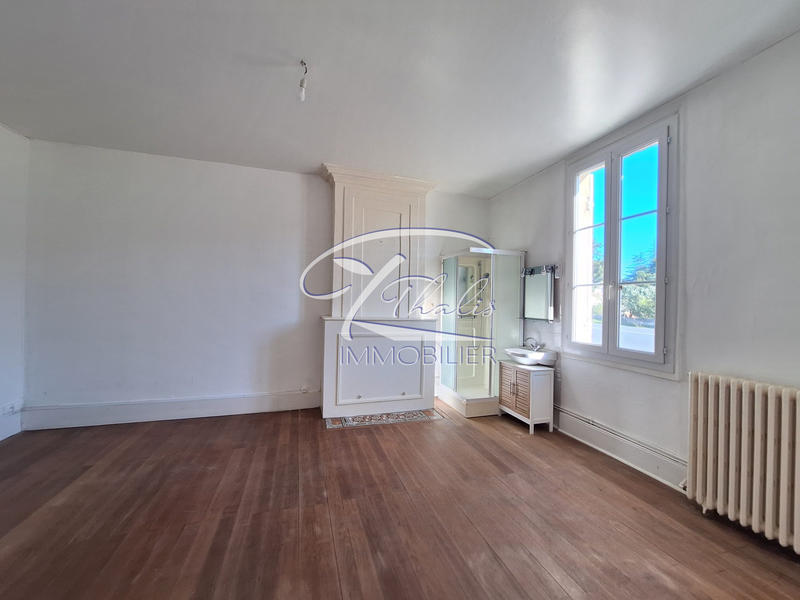 Maison ancienne - 201 m² - 7 pièces