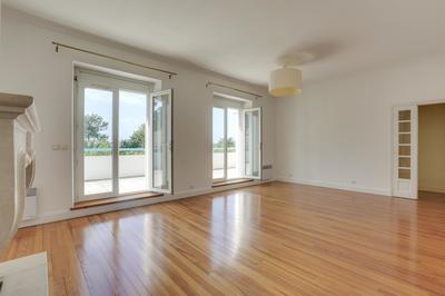 Appartement - 130 m² - 4 pièces