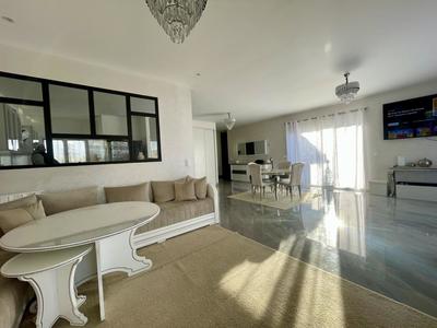 Maison - 121 m² - 4 pièces