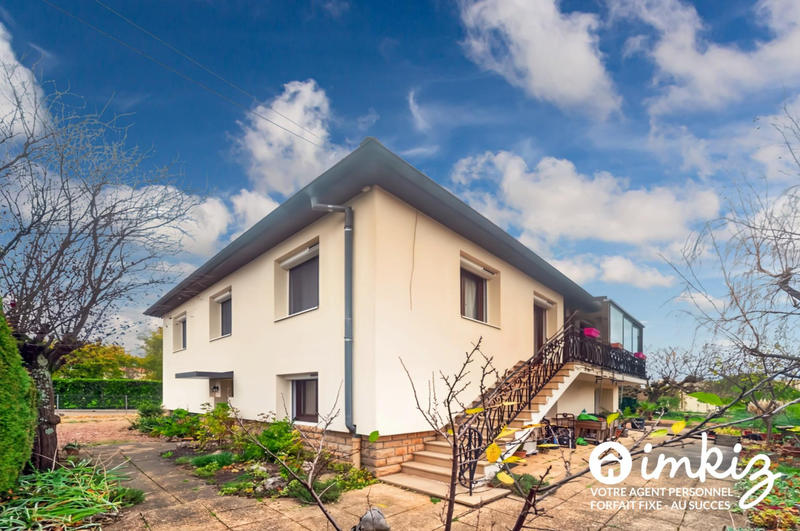 Maison - 160 m² - 8 pièces