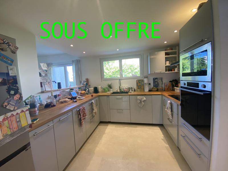 Maison - 110 m² - 6 pièces