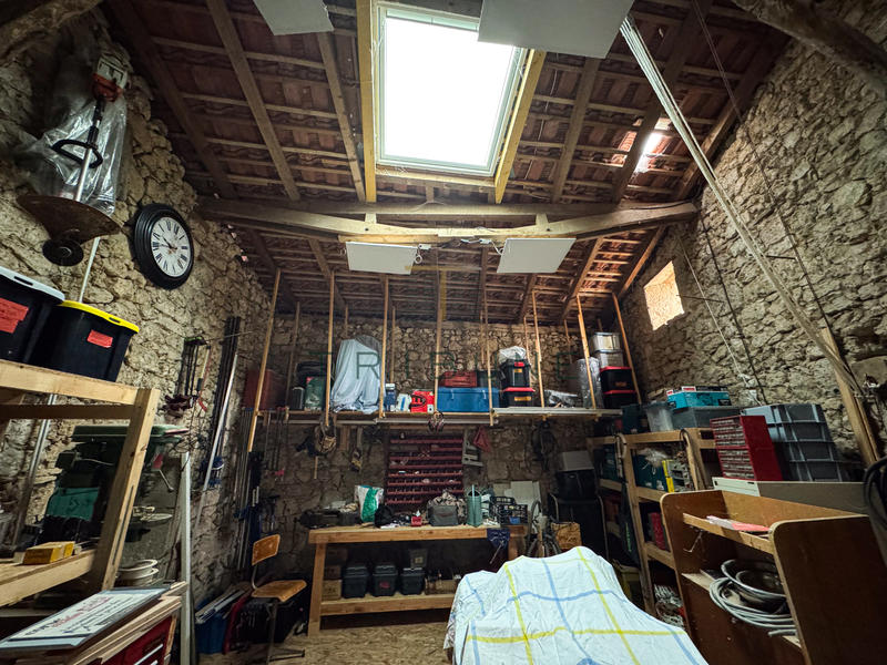 Maison - 99 m² - 4 pièces