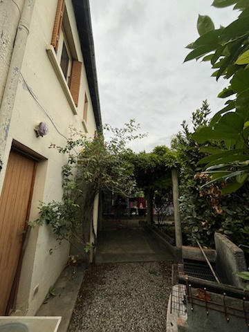 Appartement - 80 m² - 5 pièces