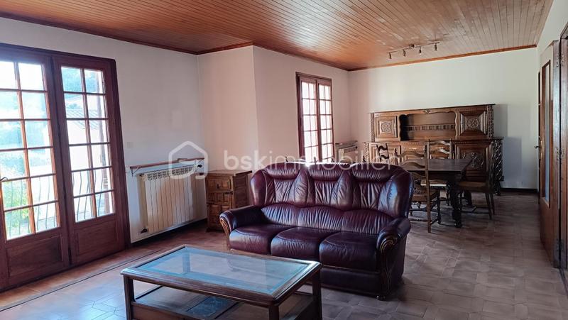 Maison - 138 m² - 5 pièces