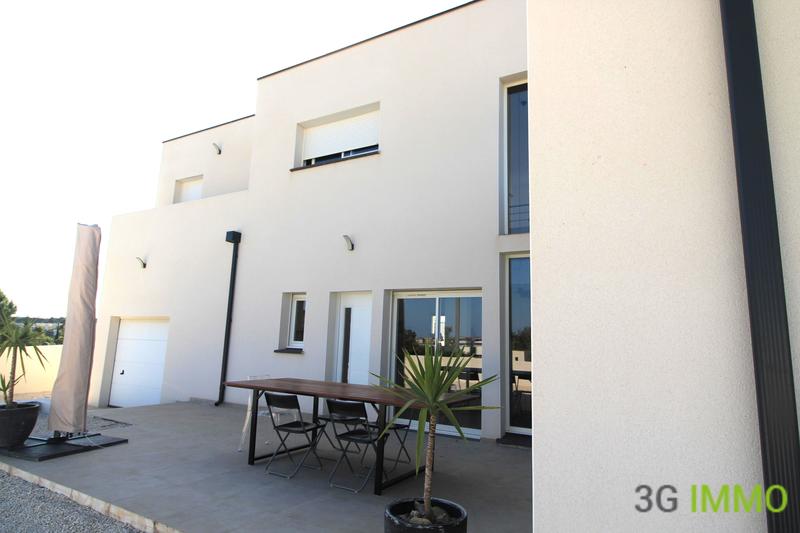 Villa - 121 m² - 6 pièces