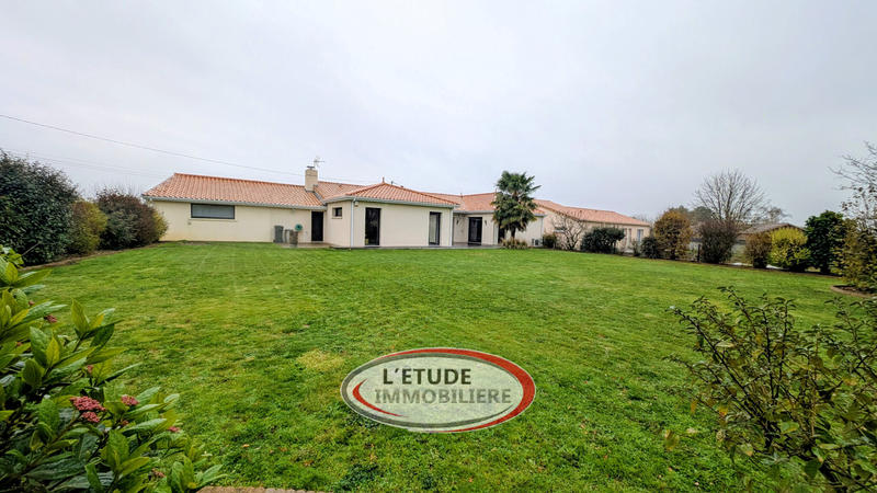 Maison - 185 m² - 7 pièces