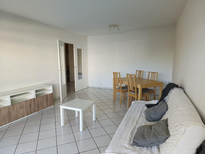 Appartement - 81 m² - 3 pièces