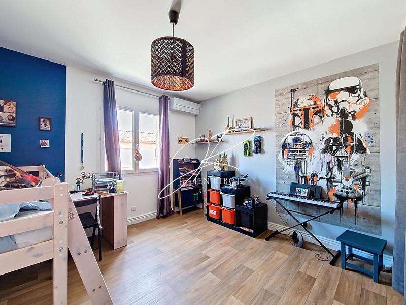 Maison - 111 m² - 5 pièces