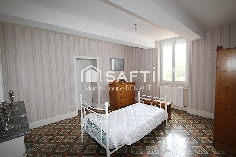 Maison de maîtres - 335 m² - 10 pièces