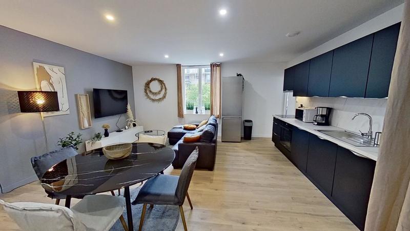 Appartement - 75 m² - 5 pièces