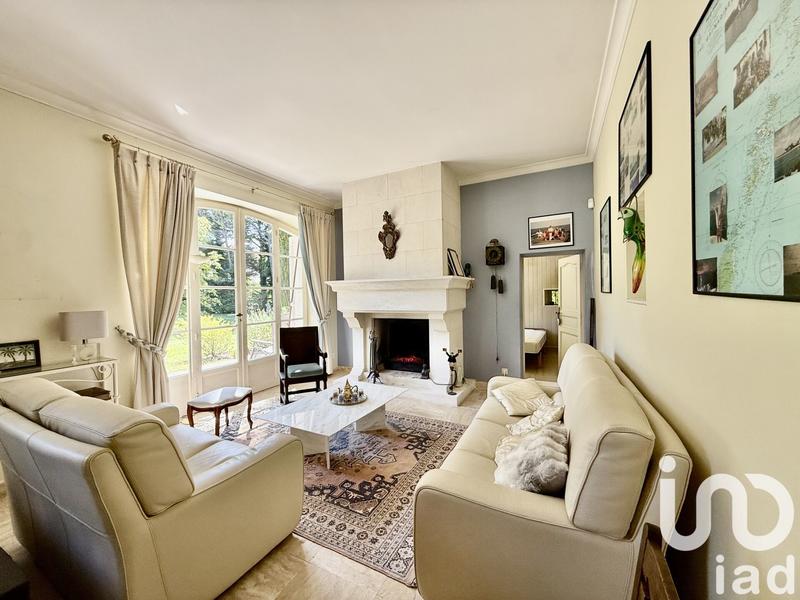 Maison - 237 m² - 5 pièces