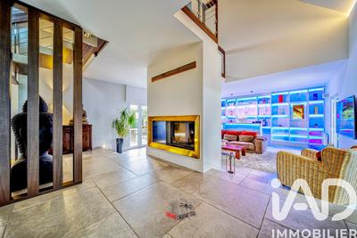 Maison de maîtres - 294 m² - 8 pièces