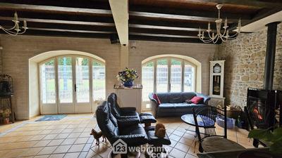 Maison - 180 m² - 6 pièces