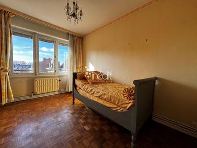 Appartement - 80 m² - 3 pièces