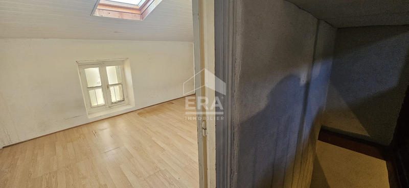 Maison - 75 m² - 5 pièces
