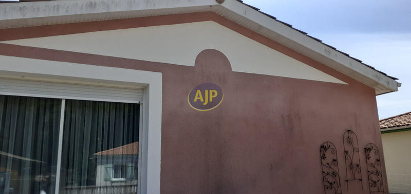 Maison - 200 m² - 6 pièces