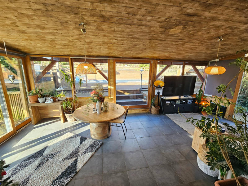 Maison - 160 m² - 6 pièces