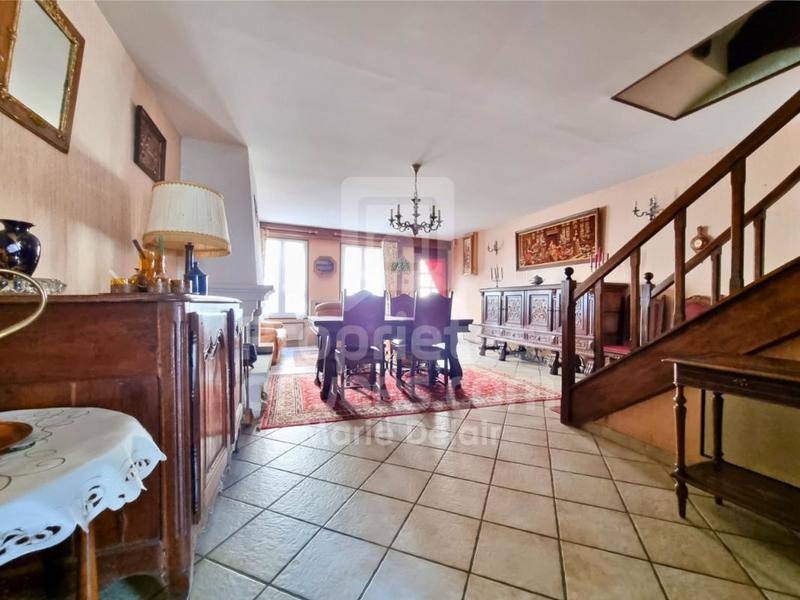 Maison - 101 m² - 5 pièces