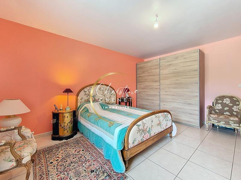 Maison - 190 m² - 7 pièces