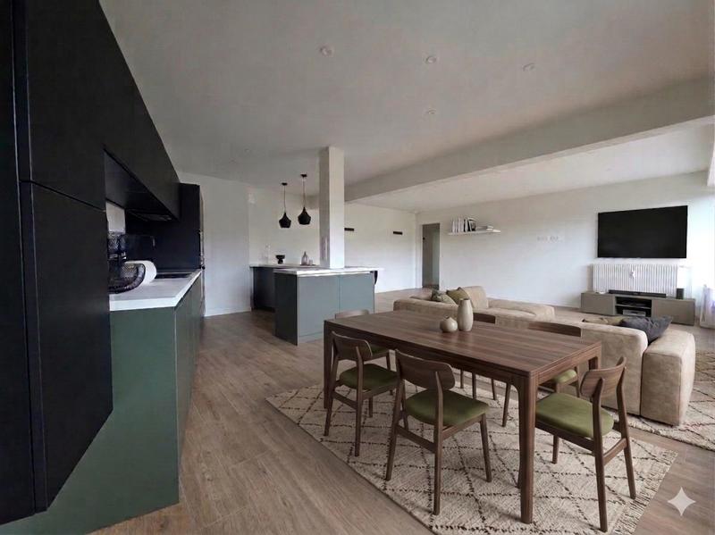 Appartement - 101 m² - 4 pièces