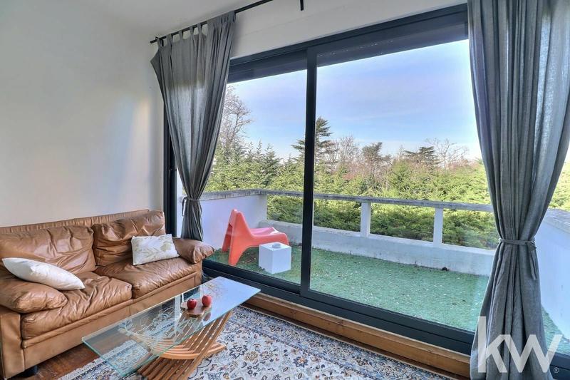 Villa - 240 m² - 8 pièces