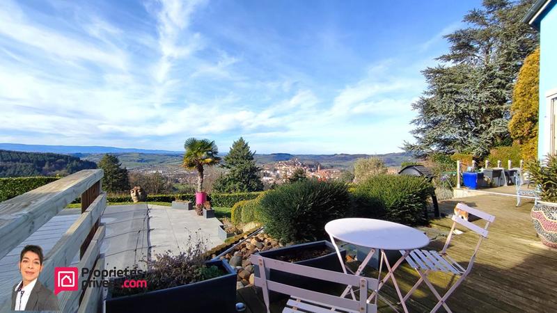 Maison - 185 m² - 7 pièces