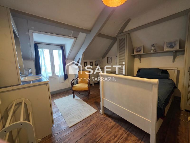 Maison - 85 m² - 5 pièces