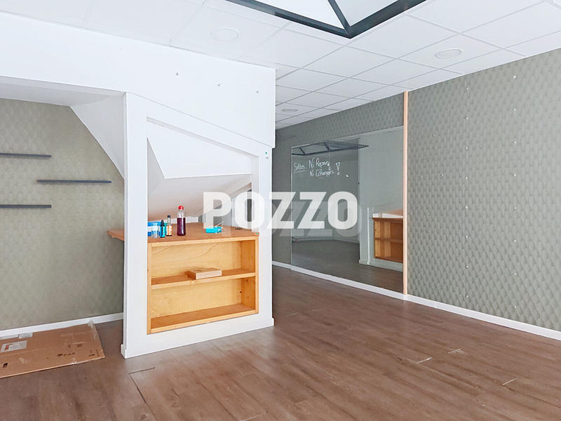 Local commercial - 58 m² - 2 pièces